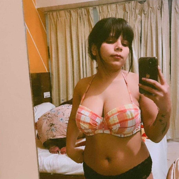 Surat Escorts Service 24x7 Available at your budget